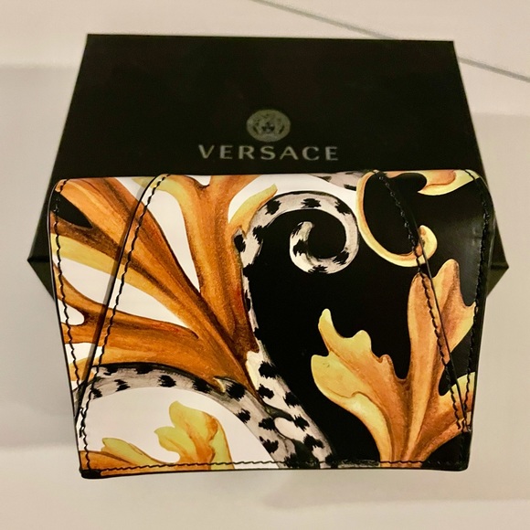 Versace Wallet - Picture 3 of 4